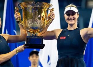 Dupla de Stefani fatura WTA 1000 de Pequim, o 5º título na temporada Dupla de Stefani fatura WTA 1000 de Pequim, o 5º título na temporada
