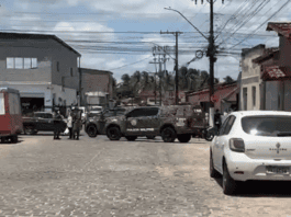 Policial Militar Entra Em Surto Psicótico E BOPE é Acionado