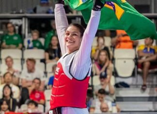 Maria Clara Pacheco é ouro em 3ª etapa do Grand Prix de taekwondo Maria Clara Pacheco é campeã da 3ª etapa do Grand Prix, em Paris