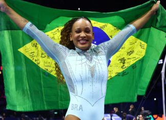 Rebeca Andrade conquista o tri no Mundial de Ginástica na Holanda Rebeca Andrade conquista o tri no Mundial de Ginástica na Holanda