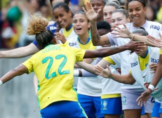 Seleção feminina faz 3 a 1 na Argentina em primeiro jogo no Beira-Rio Seleção feminina faz 3 a 1 na Argentina em primeiro jogo no Beira-Rio