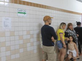 Mesmo com prorrogação, eleitores relatam que não conseguiram votar