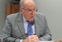 Vieira encontra Rubio nos EUA após vitória de Lula e fuga de Flávio