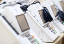 Estado de SP começa a preparar mais de 114 mil urnas para o 2º turno