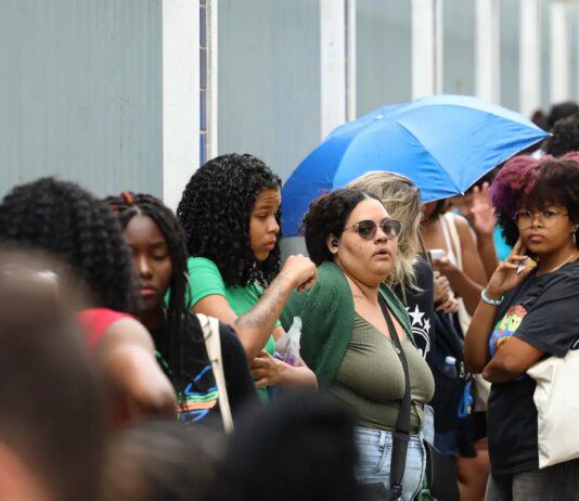 Enem: mulheres e pardos lideram inscrições; confira o painel do Inep