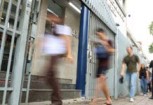 Termina neste domingo prazo escolher idioma da prova do Enem 2026